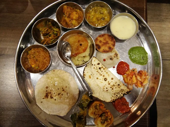 Gujrati Thali